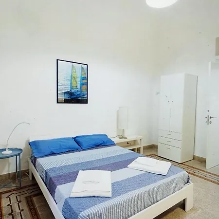 Star Politeama Apartment, In Centro Citta. Apartment *